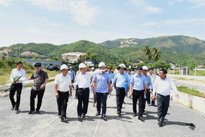 Chùm ảnh: Bộ trưởng Bộ Tài chính Hồ Đức Phớc kiểm tra giải ngân vốn đầu tư công