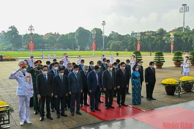 Lãnh đạo Đảng, Nhà nước vào Lăng viếng Chủ tịch Hồ Chí Minh