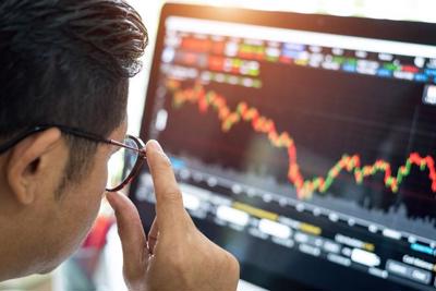Thị trường cổ phiếu niêm yết HNX tháng 8/2021: Chỉ số ngành Tài chính có mức tăng mạnh nhất