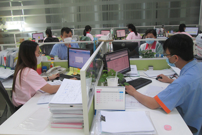 Thẻ xanh, thẻ vàng… cho bài toán thiếu hụt lao động