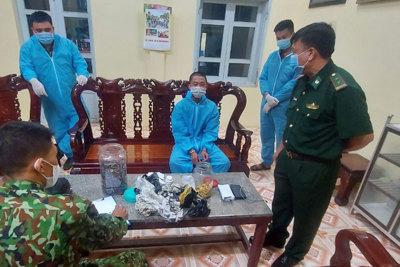 Liên tiếp triệt phá nhiều vụ buôn lậu vàng qua biên giới
