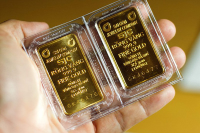 Giá vàng thế giới vẫn duy trì mức cao, trong nước tăng nhẹ