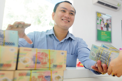 Giảm lãi suất, tín dụng có tăng mạnh cuối năm?