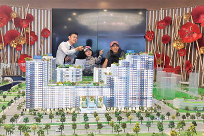 Nghịch lý trên thị trường địa ốc 