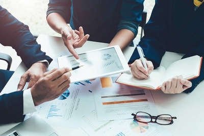 Người lạc quan, kẻ cẩn trọng với kế hoạch kinh doanh năm 2020