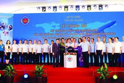 Hoàn thành Chiến lược phát triển Hải quan đến năm 2020 (*)