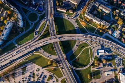 Dồn dập đầu tư cao tốc năm 2022, nguy cơ sốt đất có xảy ra?