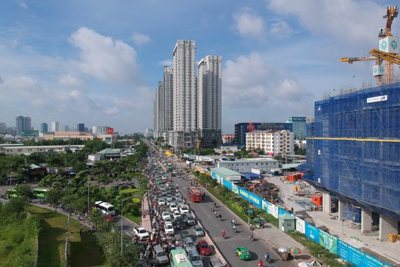 Khủng hoảng bất động sản: Cẩn thận với âm dòng tiền