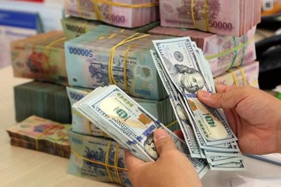 Rủi ro Fed tăng lãi suất, khác biệt và độc lập