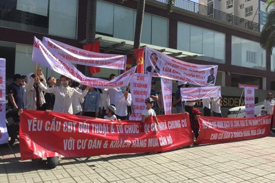 Mâu thuẫn gay gắt trong quản lý chung cư