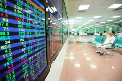 Sẽ giảm giá dịch vụ chứng khoán, hỗ trợ thị trường trước dịch Covid-19