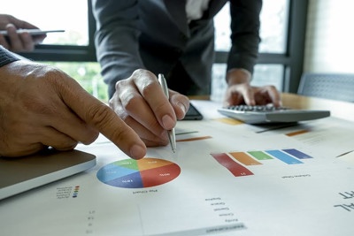 Vai trò điều tiết của phân quyền quản lý trong hệ thống kế toán quản trị
