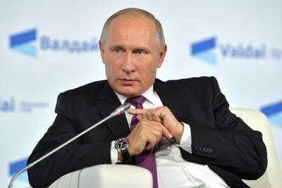 Thu nhập năm 2018 của Tổng thống Putin giảm 10 triệu rúp, vì sao?