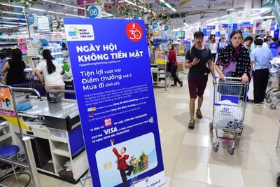  Kinh tế tiền mặt sẽ lùi vào dĩ vãng hậu Covid-19? 