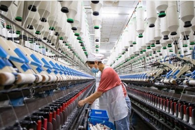  Sản xuất Trung Quốc bất ngờ tăng trưởng mạnh 