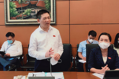 Hoàn thiện thể chế, tạo đột phá để thúc đẩy phát triển kinh tế
