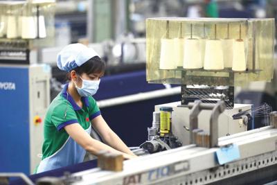 Bộ Tài chính tiếp tục đề xuất giảm thuế, hỗ trợ người dân, doanh nghiệp