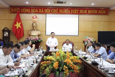 Chùm ảnh Bộ trưởng Đinh Tiến Dũng làm việc tại 3 tỉnh miền Bắc