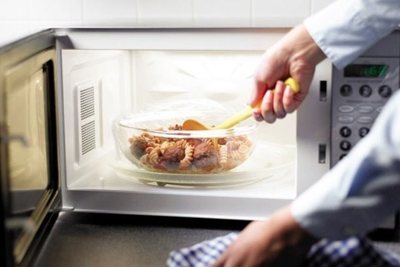 Loại bỏ kháng sinh trong thực phẩm bằng lò vi sóng