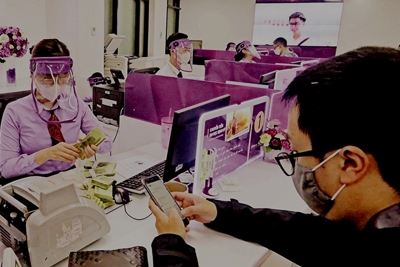 Cần liều thuốc đặc trị để giải phóng dòng tiền “nương náu” trong ngân hàng