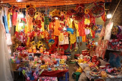Tết Trung thu: Đồ chơi truyền thống lên ngôi