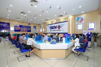 Tăng cường các giải pháp tín dụng hỗ trợ tháo gỡ khó khăn do COVID-19