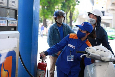 Về lâu dài, cần để xăng dầu vận hành theo cơ chế thị trường