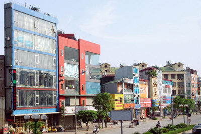Xử lý nhà siêu mỏng, siêu méo trên các tuyến vành đai và đường mới