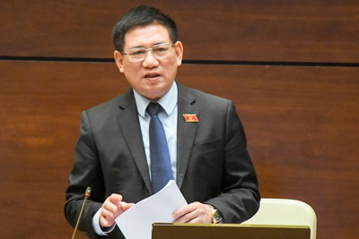 Bộ trưởng Hồ Đức Phớc làm rõ nhiều nội dung đại biểu Quốc hội quan tâm