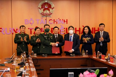 Ký kết Biên bản ghi nhớ hợp tác chuyển đổi số giữa Bộ Tài chính và Tập đoàn Viettel