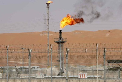 Giá dầu sụt giảm thê thảm trước thềm cuộc họp sản lượng quan trọng của OPEC+