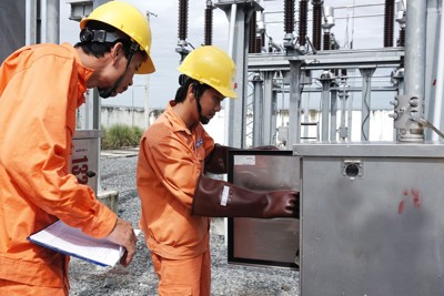 Nguy cơ phải huy động nguồn điện giá cao