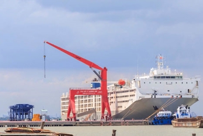  Long An phát huy lợi thế là đầu mối quan trọng cho hoạt động logistics 
