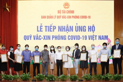 Thêm 15 đơn vị, doanh nghiệp ủng hộ trên 10 tỷ đồng cho Quỹ vắc xin phòng, chống Covid-19