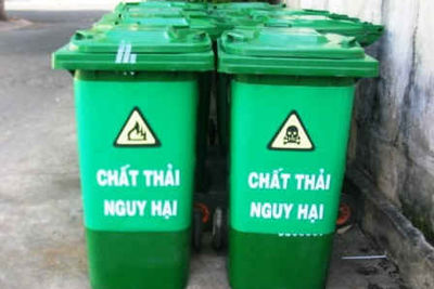 Pháp luật về quản lý chất thải nguy hại và đề xuất, kiến nghị 