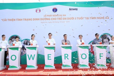 Khởi động dự án “cải thiện tình trạng dinh dưỡng cho trẻ em dưới 5 tuổi”