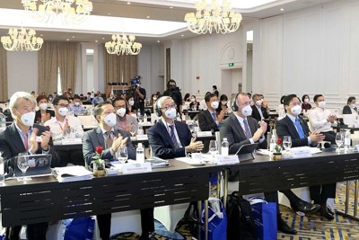 Đón dòng tiền từ thị trường mua bán sáp nhập doanh nghiệp ''bùng nổ''