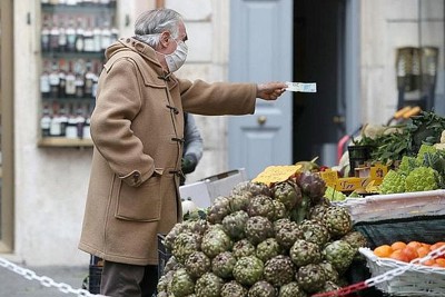 Lạm phát cao tại Eurozone chưa thể sớm trở về mức mục tiêu