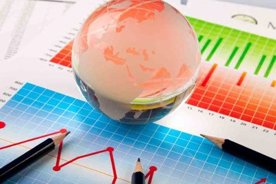 Giá cả leo thang ảnh hưởng thế nào đến phát triển kinh tế bền vững?