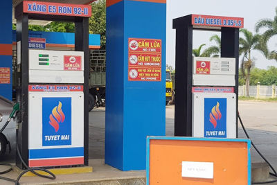 Bộ Công Thương: Đình chỉ hoặc tước Giấy phép xác nhận đủ điều kiện kinh doanh với cửa hàng xăng dầu “găm hàng”