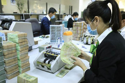 "Khóa" tín dụng bất động sản đột ngột, khó thúc đẩy phục hồi kinh tế
