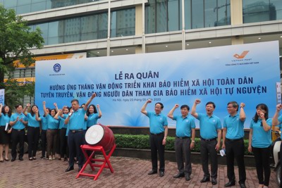 [Ảnh] Ngành BHXH đồng loạt ra quân hưởng ứng tháng vận động triển khai BHXH toàn dân