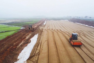 Cách nào giúp nhà thầu giao thông vượt "bão giá"?