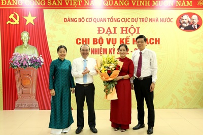Giữ vững nguyên tắc tập trung dân chủ, xây dựng chi bộ trong sạch, vững mạnh 