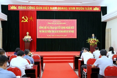 Trao quyết định nghỉ hưu đối với Phó Tổng cục trưởng Tổng cục Dự trữ Nhà nước