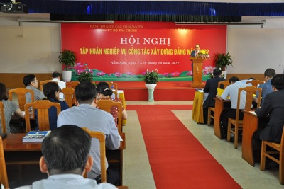 Đảng ủy Bộ Tài chính tập huấn nghiệp vụ công tác xây dựng Đảng năm 2022