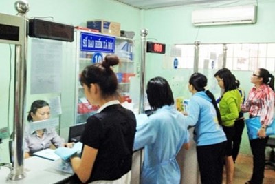 Tham gia BHXH, BHYT để được hưởng lợi khi về già