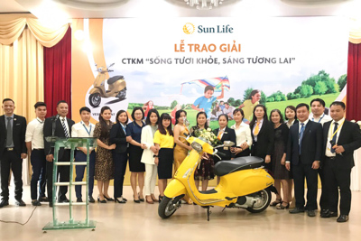 Sun Life trao thưởng chương trình khuyến mãi “Sống Tươi Khỏe, Sáng Tương Lai”