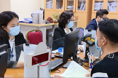Mức phí, lệ phí hỗ trợ, tháo gỡ khó khăn cho đối tượng bị ảnh hưởng bởi dịch COVID-19