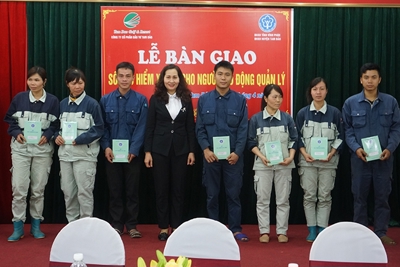 99,58% tổng số sổ của người đang tham gia BHXH đã được bàn giao 